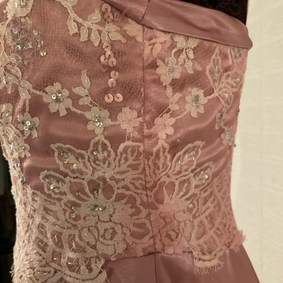 💚Beautiful Gown/prom dress💖💖 - Picture 15 of 17